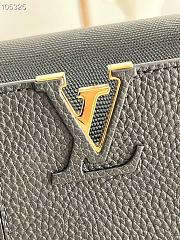 Louis Vuitton | Capucines BB handbag - M59269 - 27 x 18 x 9 cm - 5