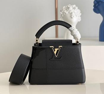 Louis Vuitton | Capucines Mini Black handbag - M59268 - 21 x 14 x 8 cm