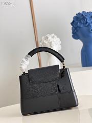 Louis Vuitton | Capucines Mini Black handbag - M59268 - 21 x 14 x 8 cm - 4