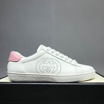 GUCCI | Ace sneaker with Interlocking G