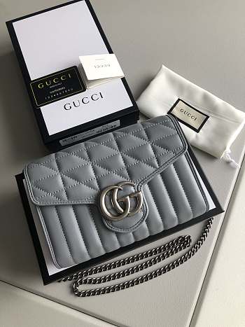 GUCCI | GG Marmont matelassé mini Grey bag - ‎474575 - 20 x 13 x 6 cm