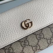 GUCCI | GG Marmont white chain wallet - 546585 - 19 x 10 x 3.5 cm - 2
