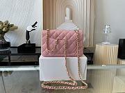 CHANEL | Classic Flap Bag Light Pink Golden Hardware- A01116 - 20 cm - 6