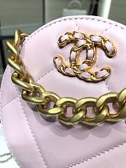 CHANEL | 19 Clutch On Chain in pink - AP0945 -  12 × 12 × 4.5 cm - 4