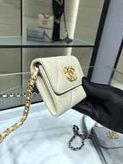 CHANEL |  Flap Coin Purse With Chain in white - AP1787 - 12x8.5x2.5cm - 3