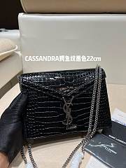 YSL | CASSANDRA MEDIUM Black bag in crocodile silver - 532750 - 22 x 16,5 x 5,5 cm - 1