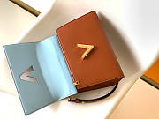 Louis Vuitton | Twist One Handle MM Caramel Bag - 29 x 21 x 12 cm - 5