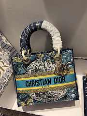 DIOR |  Lady Blue Dior Zodiac bag - M0565O - 24 x 20 x 11 cm - 6