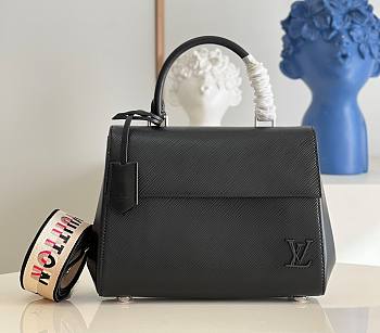 Louis Vuitton | Cluny BB handbag - M59134 - 28 x 20 x 10 cm