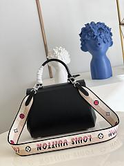Louis Vuitton | Cluny BB handbag - M59134 - 28 x 20 x 10 cm - 3