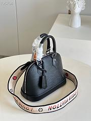 Louis Vuitton | Alma BB handbag - M59217 - 23.5 x 17.5 x 11.5 cm - 5