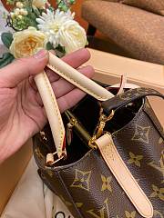 Louis Vuitton | Montaigne BB handbag - M41055 - 29 x 20 x 13 cm - 6