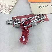 LV x Superme dice keychain red - 4