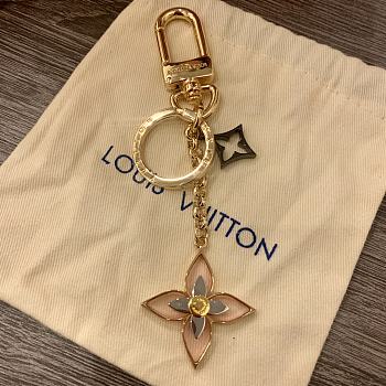 LV Blooming flowers keychain M68560