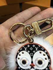 LV Penguin keychain M69007 - 4