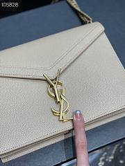 YSL | Cassandra Medium Beige In Grain Chain Bag - 532750 - 22 x 16,5 x 5,5 cm - 3