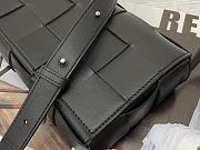 Bottega Veneta | Cassette Intrecciato Black Leather Crossbody Bag 23cm - 4