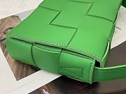 Bottega Veneta | Cassette Intrecciato Green Leather Crossbody Bag 23cm - 4