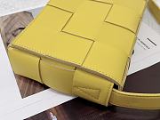 Bottega Veneta | Cassette Intrecciato Yellow Leather Crossbody Bag 23cm - 5