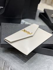 YSL | Uptown Pouch White Shiny Leather 565739 - 27cm - 4