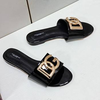 Dolce & Gabbana | Shiny Leather Black Slippers With DG Logo