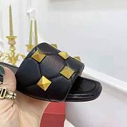 VALENTINO | Flat Stud Slide Sandal Black - 5