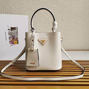 PRADA | Medium Saffiano White Leather - 17 x 18 x 10.5cm