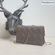 DIOR | Lady Chain Pouch Taupe Lambskin - 19.5 x 12.5 x 5cm - 6