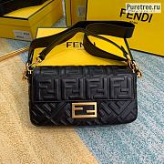 FENDI | Baguette Black Leather Bag - 27 x 15 x 6 cm - 1