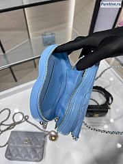 CHANEL | Heart Shape Bag Pre-Spring 2022 Blue - 17 × 15 × 6 cm - 4