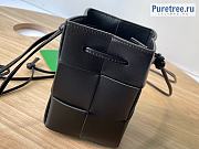 Bottega Veneta | Small Cassette Bucket Bag Black Calfskin - 14 x 9 x 9cm - 2