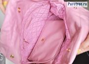 CHANEL | 22 Small Handbag Pink Shiny Calfskin & Gold Metal - 35 x 37 x 7cm - 5