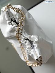 CHANEL | 22 Large Handbag White Shiny Calfskin & Gold Metal - 48 x 45 x 10cm - 4