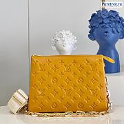 Louis Vuitton | Coussin PM Yellow Lambskin M20378 - 26 x 20 x 12cm - 1
