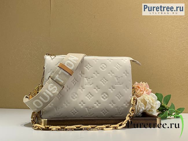 Louis Vuitton | Coussin PM Creme Lambskin M57793 - 26 x 20 x 12cm - 1