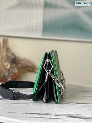 Louis Vuitton | Coussin MM Green Shiny Leather M57793 - 34 x 24 x 12cm - 6