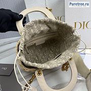 DIOR | Medium Lady Dior Bag Natural Wicker White Jacquard - 24 x 20 x 11cm - 2