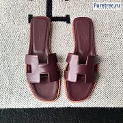 HERMES | Oran Sandal All Plum Smooth Leather - 1