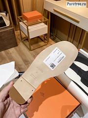 HERMES | Oran Sandal Pink Shiny Leather - 4