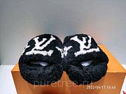 Louis Vuitton | Black Fur Slipper  - 2