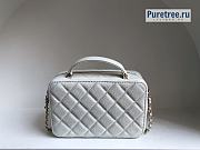 CHANEL | Vanity Case White Grained Calfskin - 18.5 x 12.5 x 6cm - 5