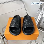 Louis Vuitton | Black Slippers - 1