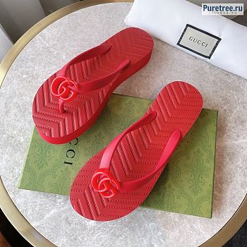 GUCCI | Chevron Thong Sandal Red