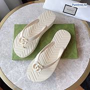 GUCCI | Chevron Thong Sandal White - 1