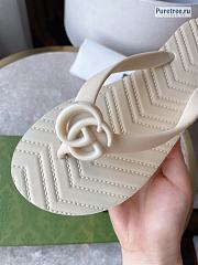 GUCCI | Chevron Thong Sandal White - 2