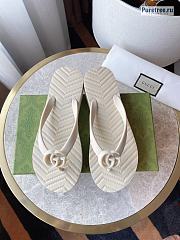 GUCCI | Chevron Thong Sandal White - 5