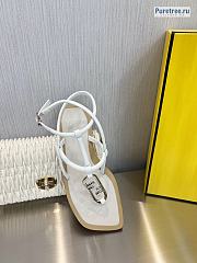 FENDI | O’Lock Thong Sandals White - 6