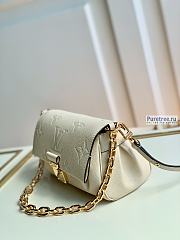 Louis Vuitton | Favorite Bag White Monogram Leather M45813 - 24 x 14 x 9cm - 4