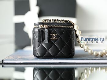 CHANEL | Small Vanity With Pearl Chain Black Lambskin - 8.5 x 11 x 7cm