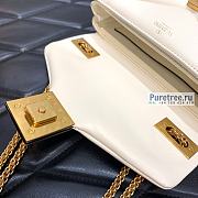 VALENTINO | One Stud Nappa Bag With Chain White - 19 x 14 x 11cm - 4